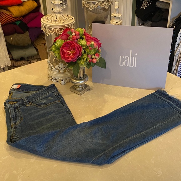 CAbi Denim - CAbi Kick It Crop jeans